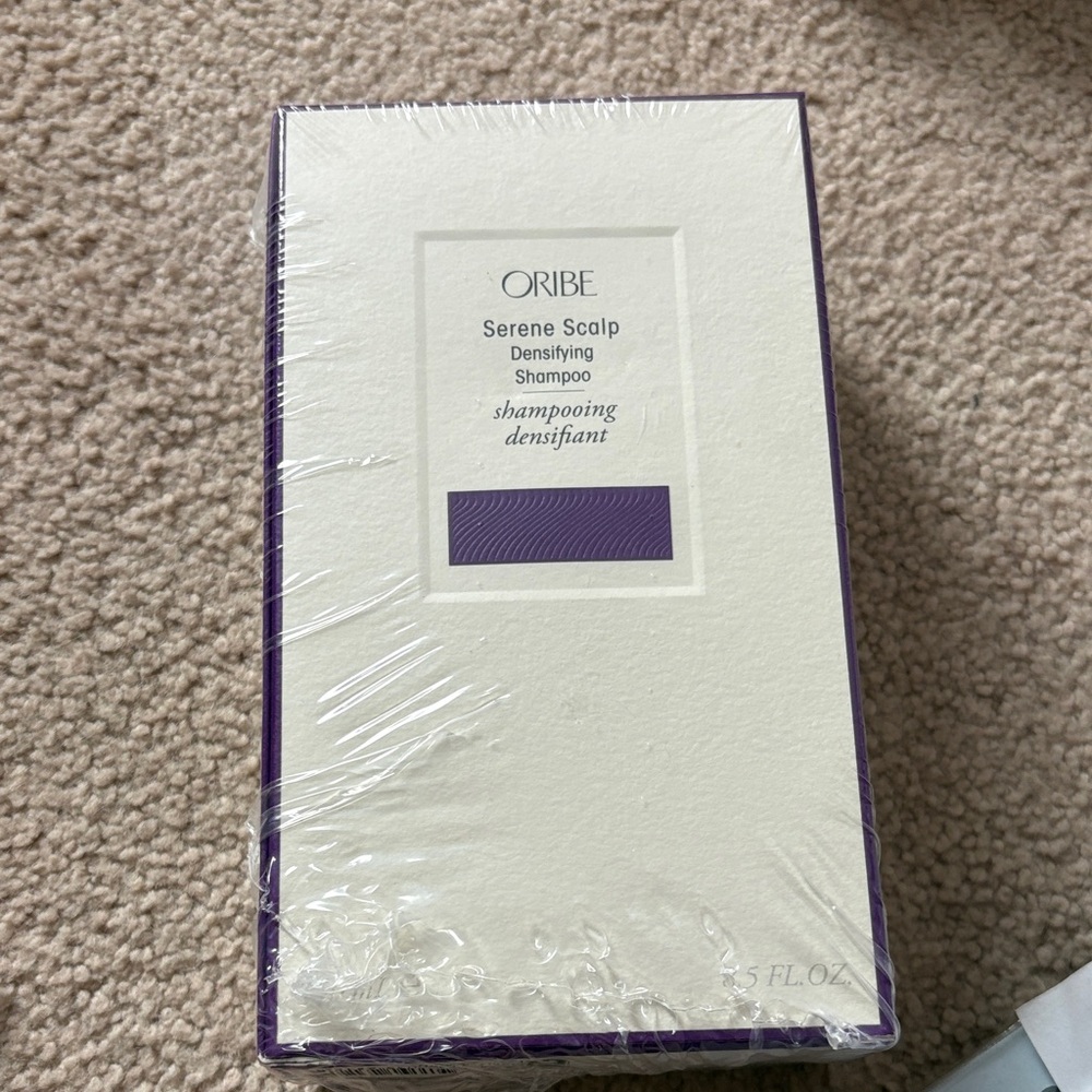 Oribe Serene Scalp Densifying Shampoo - Elegant Purple and White